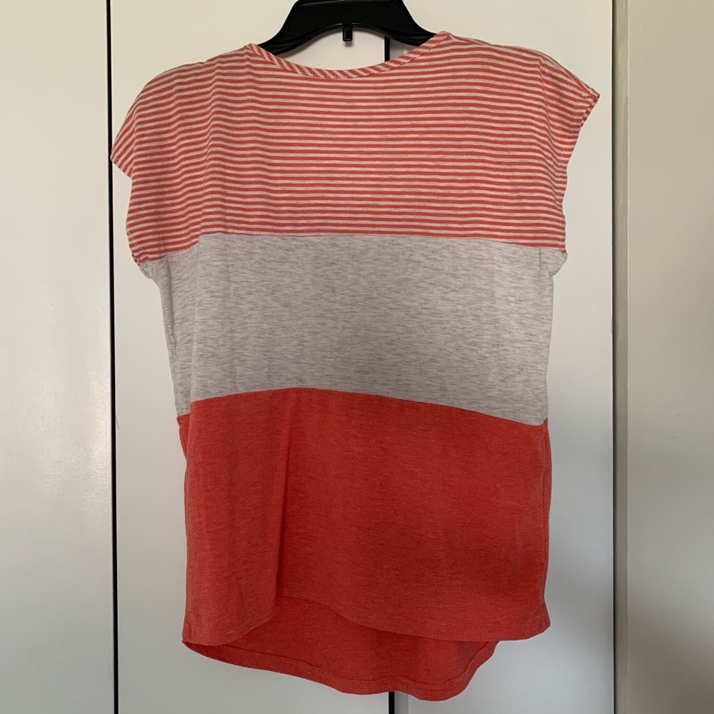 Red/Orange Top - Picture 2 of 4